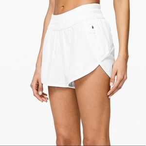 Tracker Short IV 4”